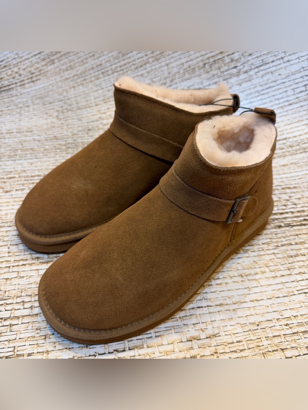 🐾PAWZ size 9 boot🐾